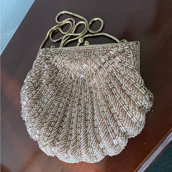 Vintage Gold Beaded Clamshell Clutch or Crossbody Bag - Picture 3 of 6